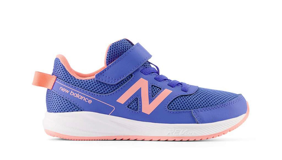 New balance discount velcro trainers