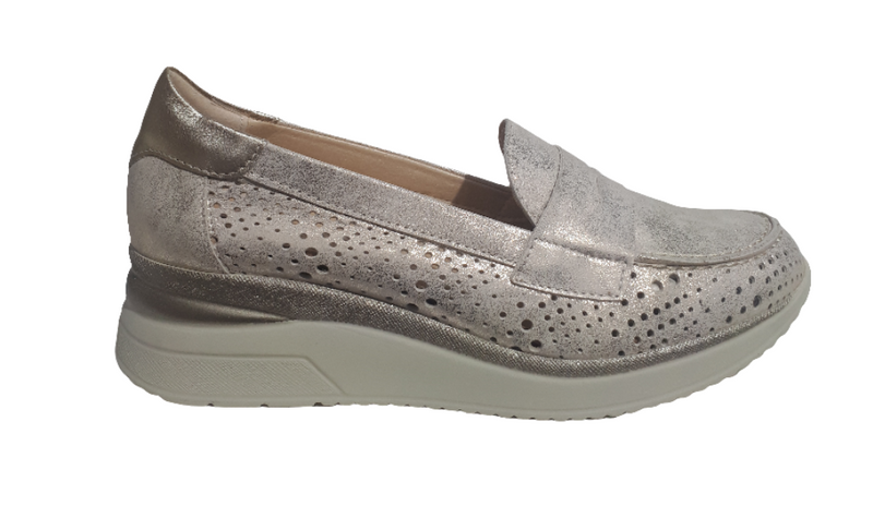 Pitillos Ladies Slip On Wedge Loafer Shoe 10432